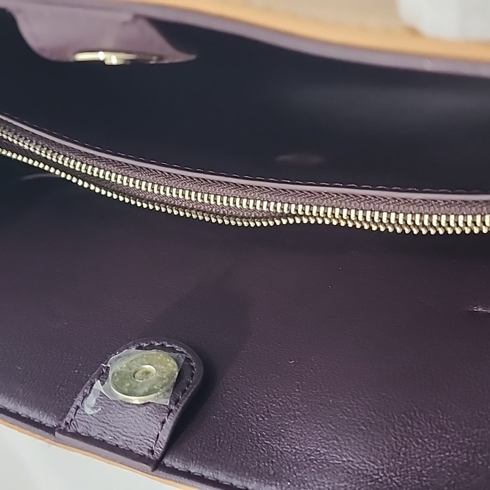 Freja New York Linnea Tote - Picture 9 of 15